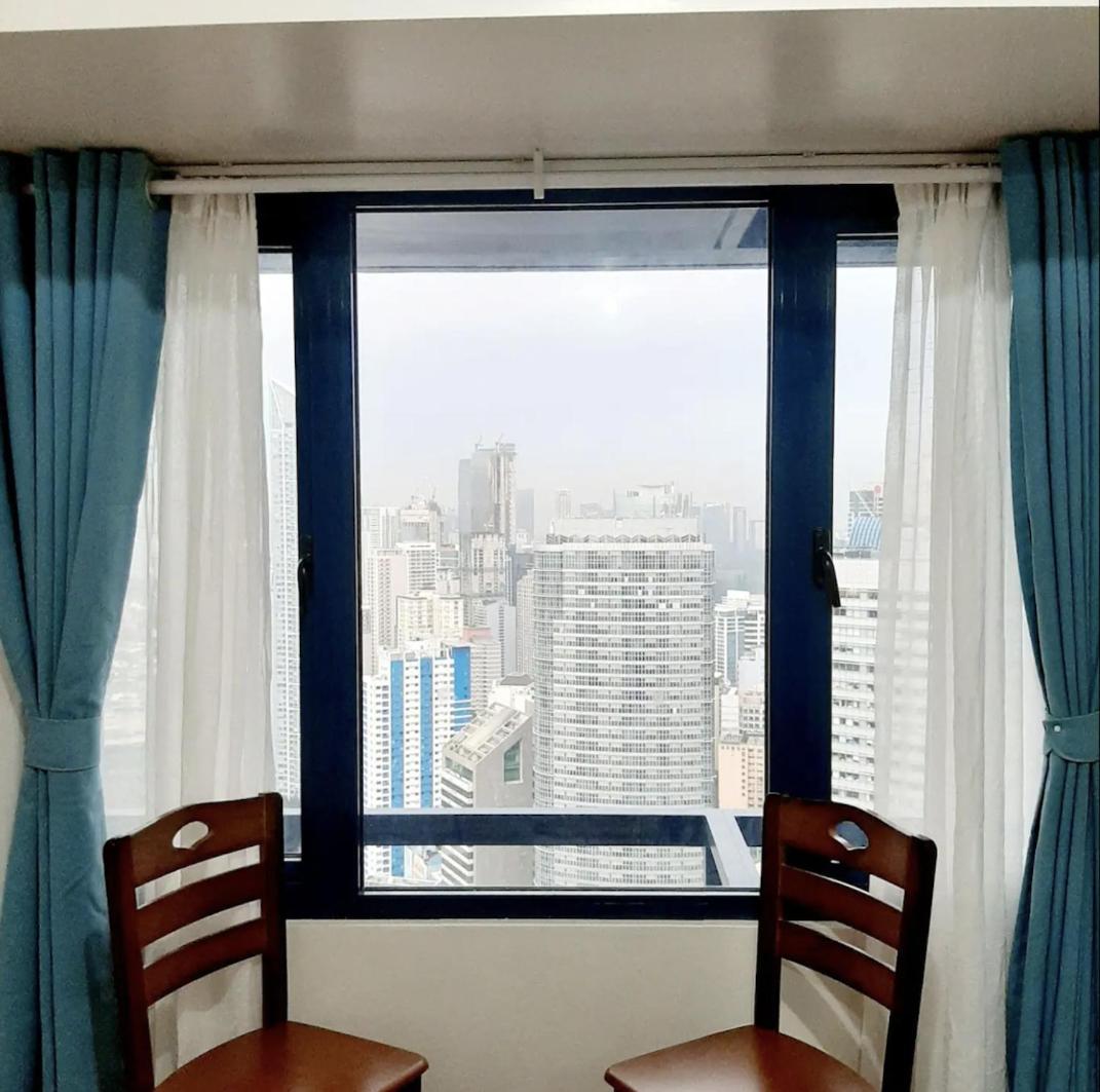 Air Residence Makati Манила Экстерьер фото